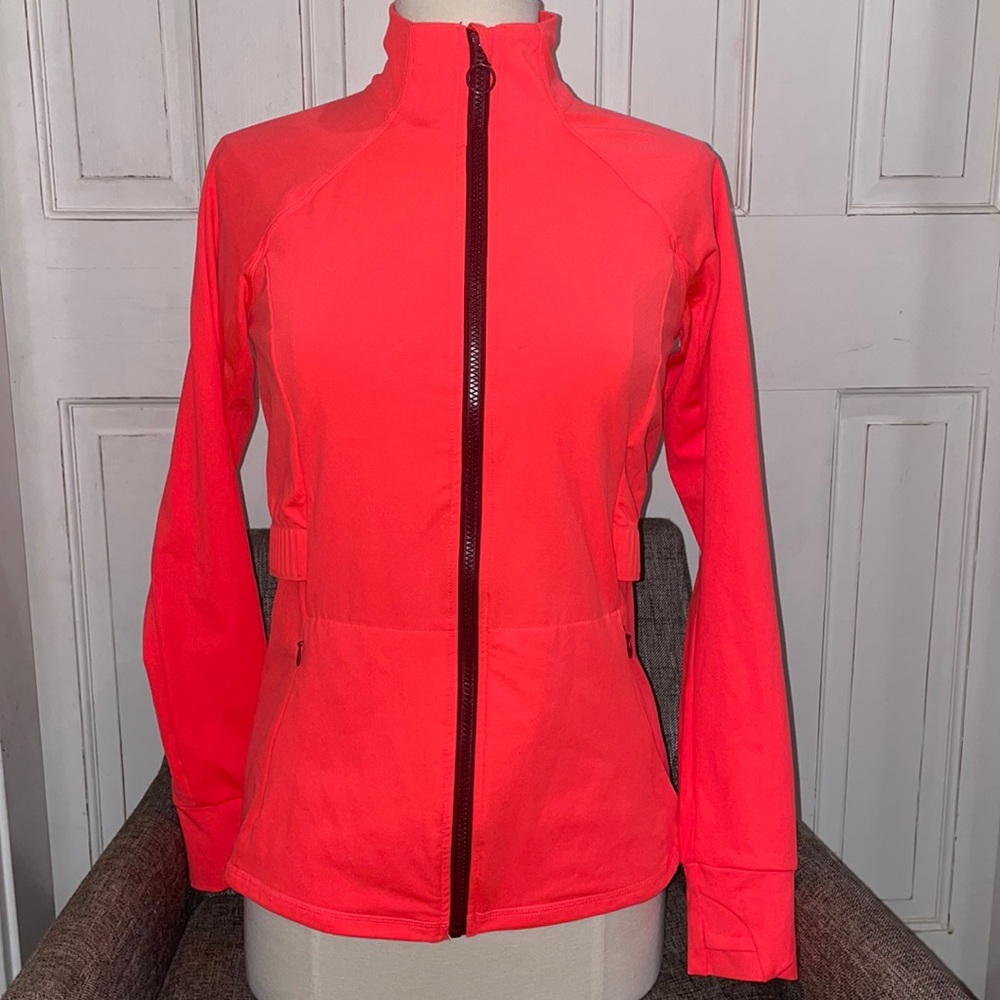 NWOT Fabletics Trinity‎ Cold Weather Coral Orange Zip Up Jacket Sz S
